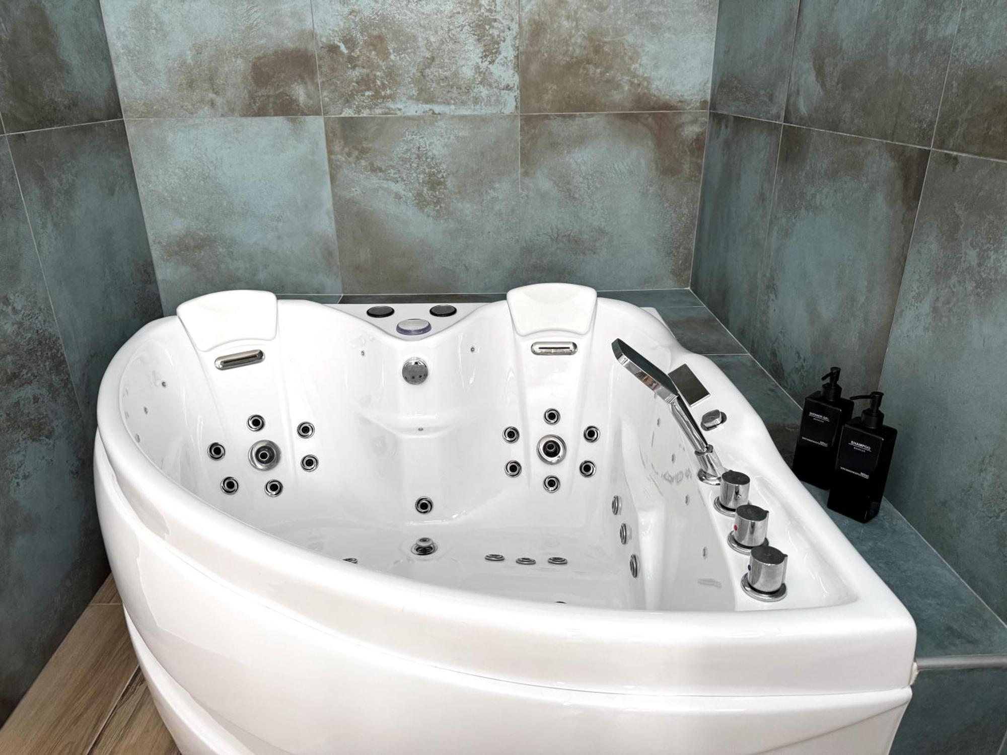 Marais Appartement 2 Chambres 2 Salles De Bain - Spa Jacuzzi ! Paris Exterior foto